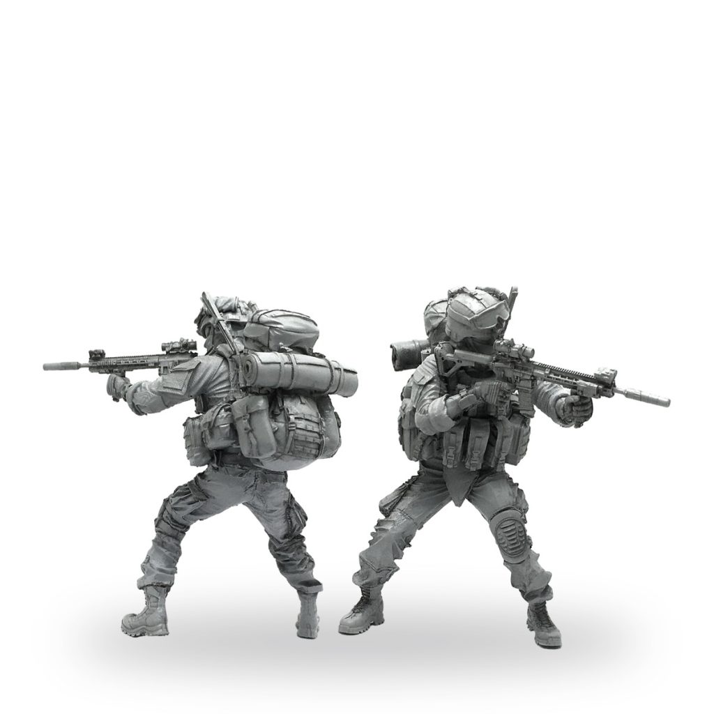 Unpainted 1/35 scale US Navy SEAL soldier with assault rifle and gear.