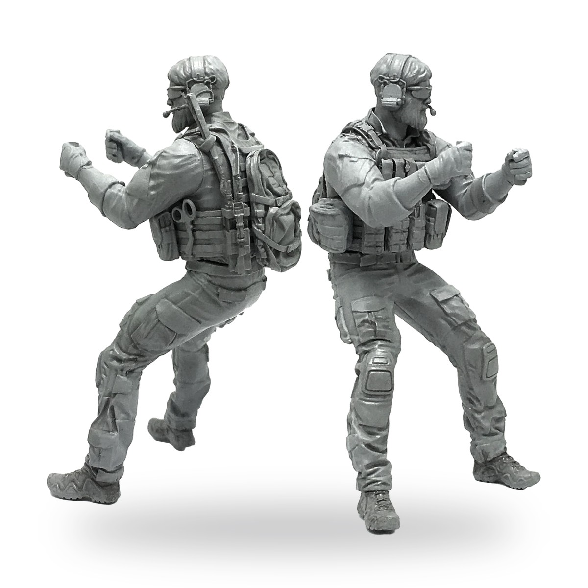 1/35 Modern Military Driver Resin Figure Kit - view 2